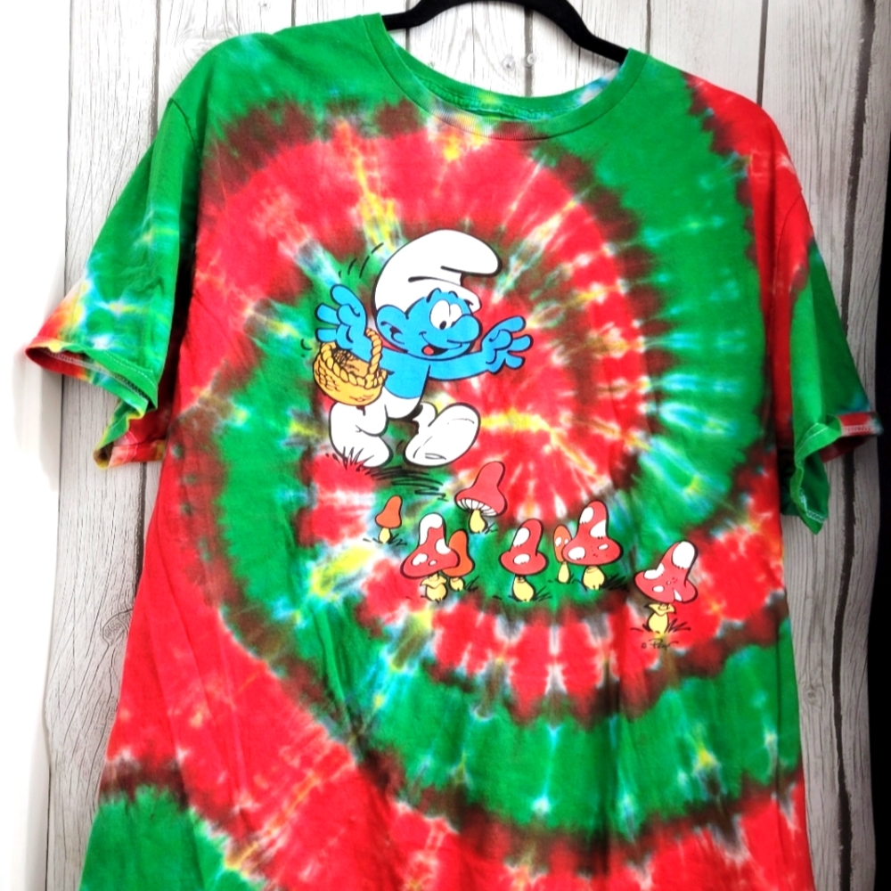 SMURF Tie DYE shirt